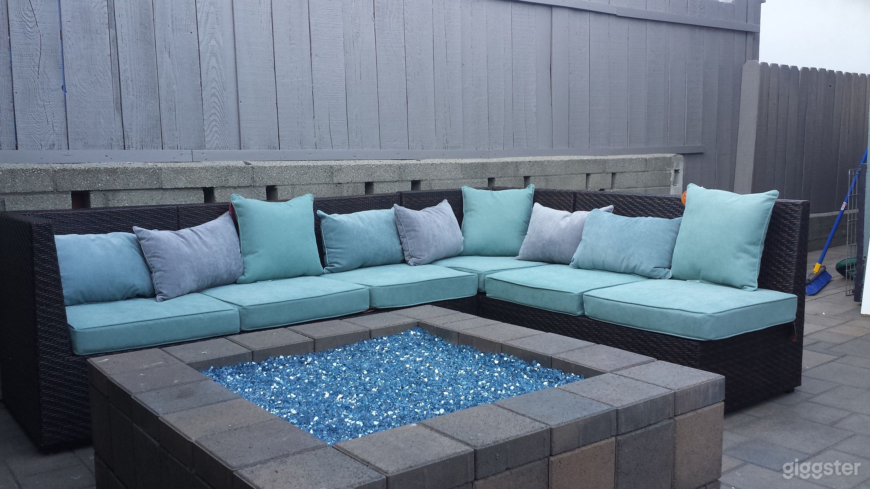 Modern Single Story Home in Altadena  Photo 3