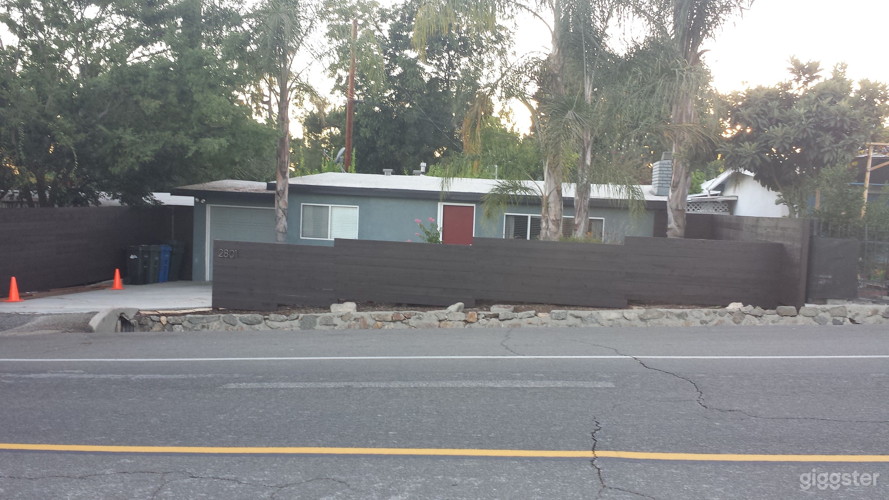 Modern Single Story Home in Altadena  Photo 4