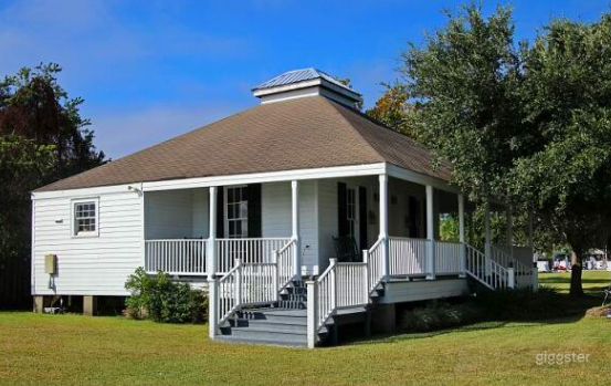 Wonderful Venue for Bridal Parties Photo 2
