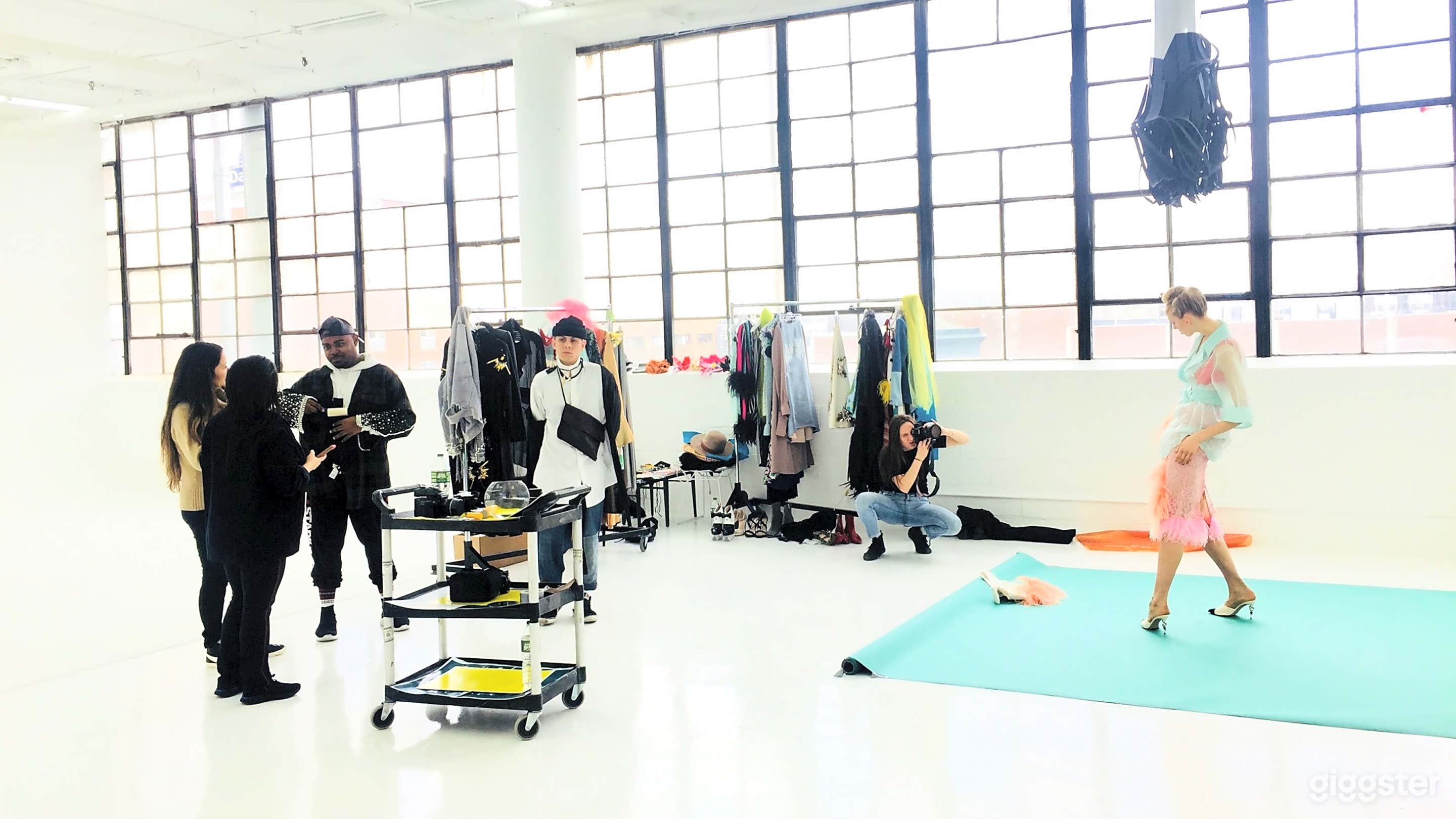 Stylish Light-filled photo studio with EQ Photo 3