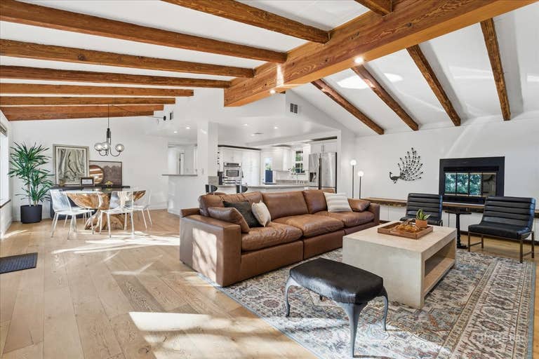  San Diego Warm Modern Retreat with Outdoor Living & Lounge 