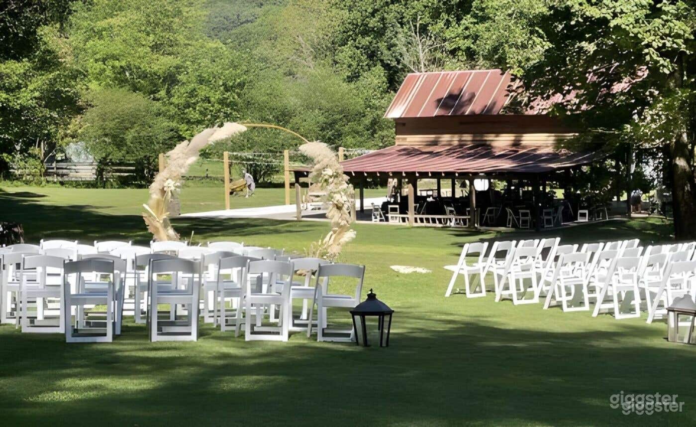 Stunning 53-Acre Mountainview Wedding Estate (Buyout) Photo 1