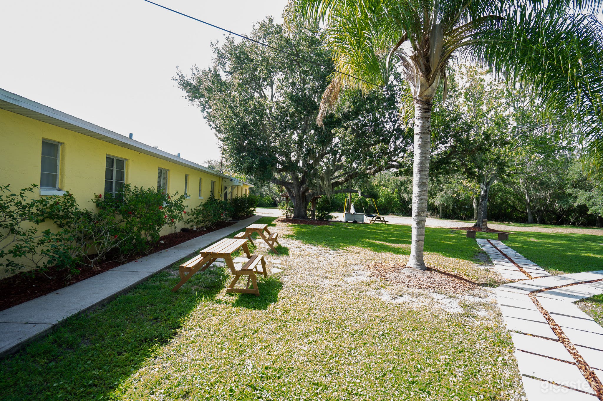 Bright and Airy Outdoor Event Venue Photo 4