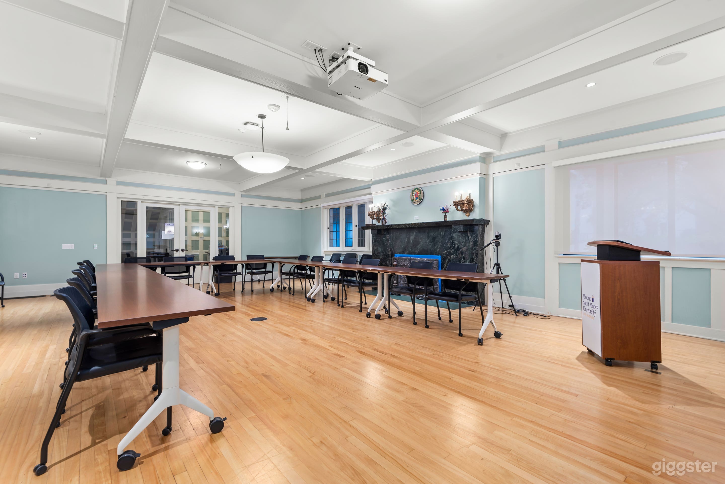 Adaptable Conference Rooms in a Historic Setting Photo 3
