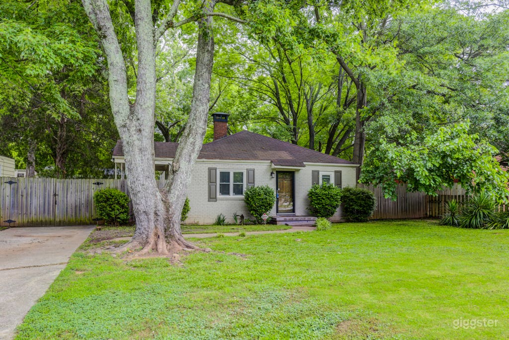 East Atlanta Village Cottage Photo 1