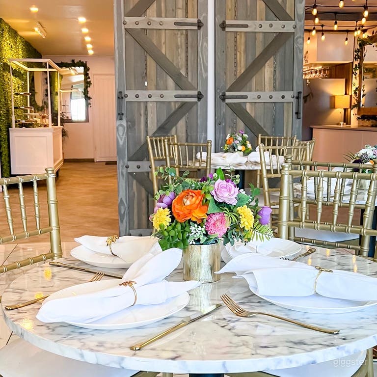  Professional Weekday Creative Workshop Space 