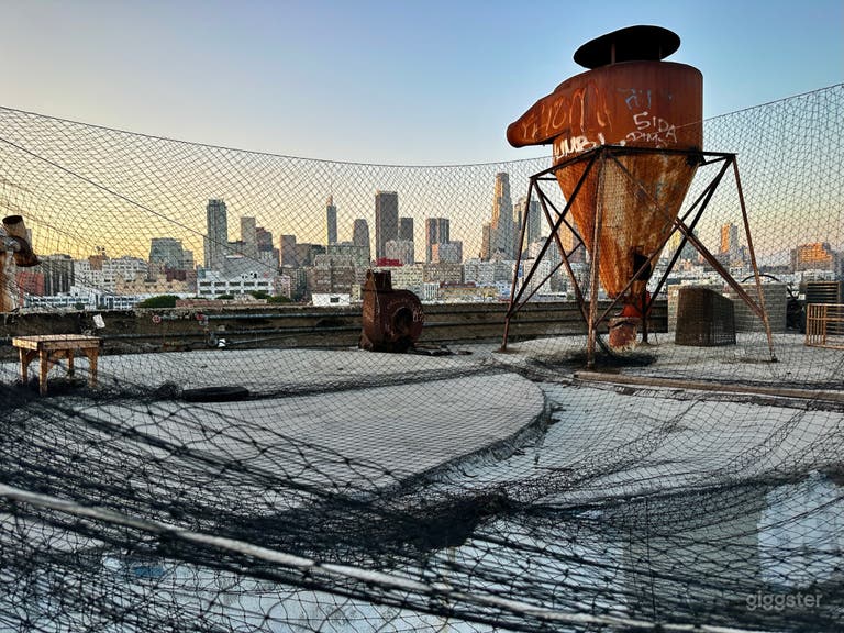  Massive 22,000sqft Rooftop w/ DTLA Skyline Views 