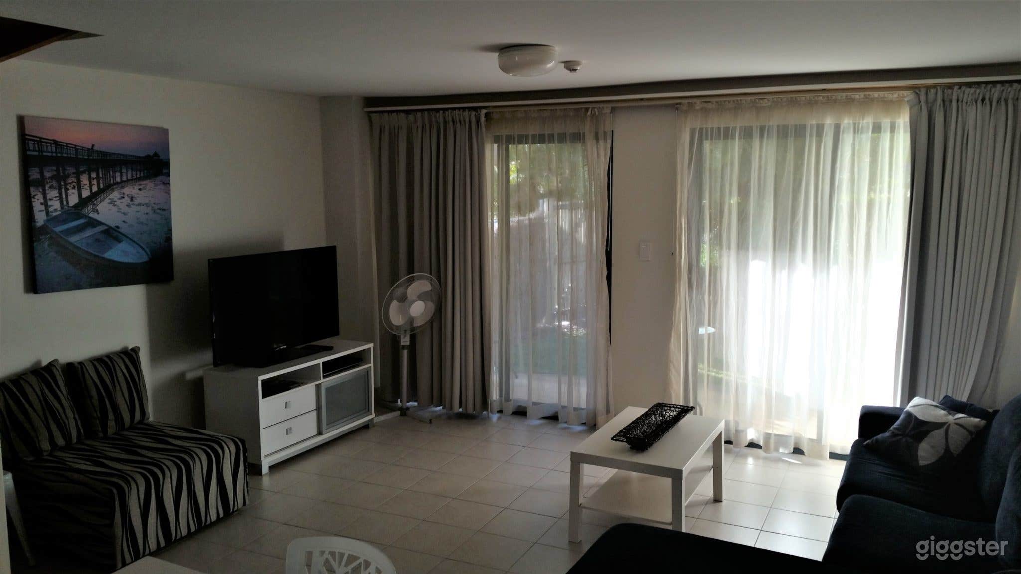 2 BR TOWNHOUSE APARTMENT Photo 1