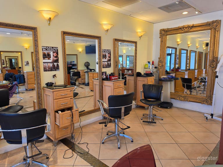  Salon with lots of props 