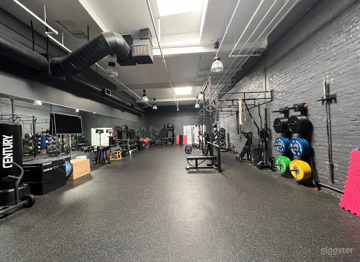 Spacious Oakland Gym with Good Lighting Photo 1