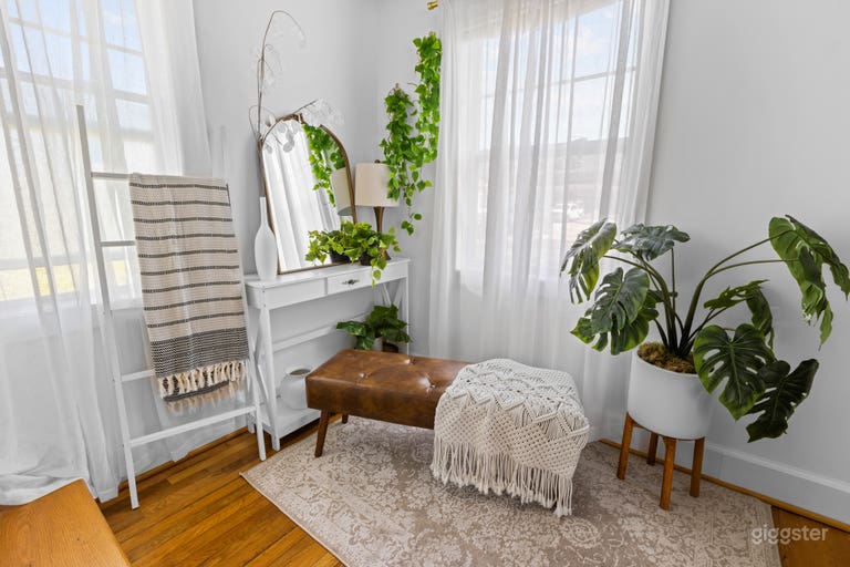  White Label Lifestyle Photography Studio 