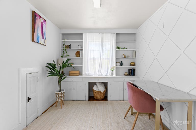  White Label Lifestyle Photography Studio 