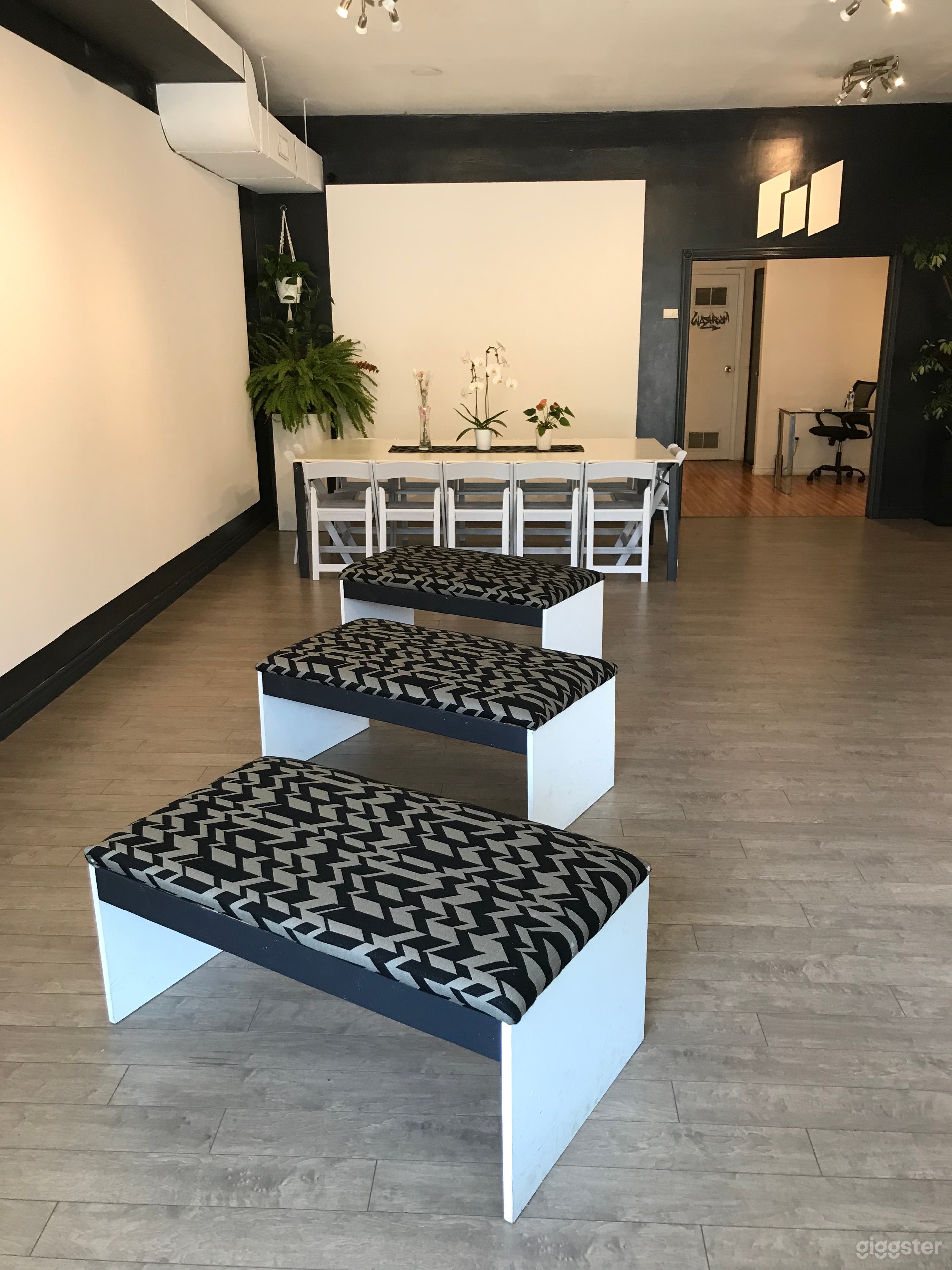 Main floor seating and table of content.