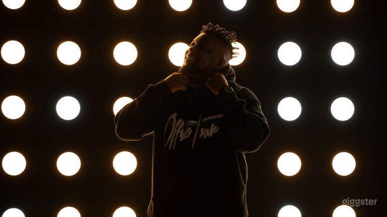  Blackout Photo/Video Studio Rgb walls 