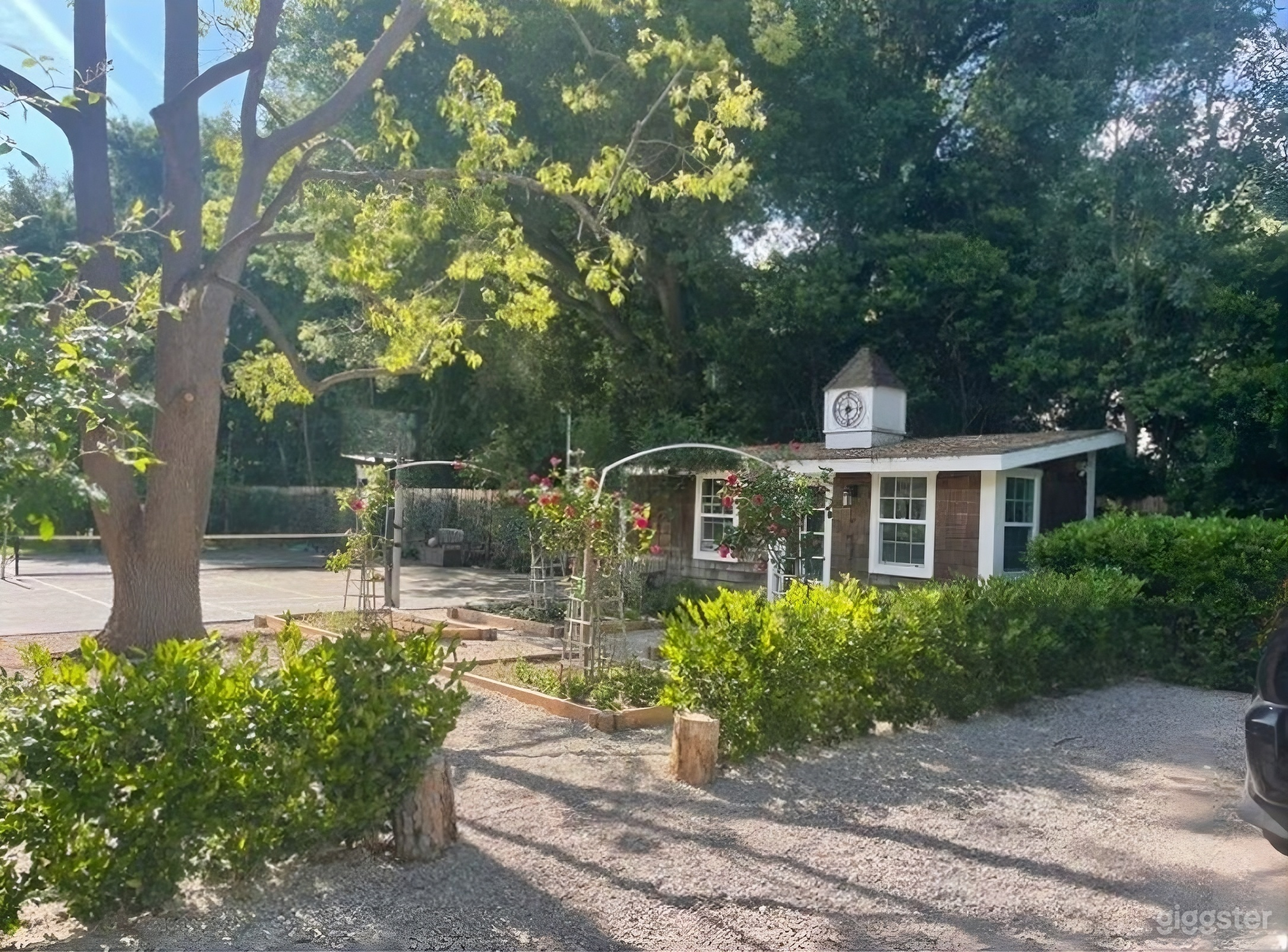 Spacious Backyard w/ Garden, Pool & Pickleball Court Photo 2