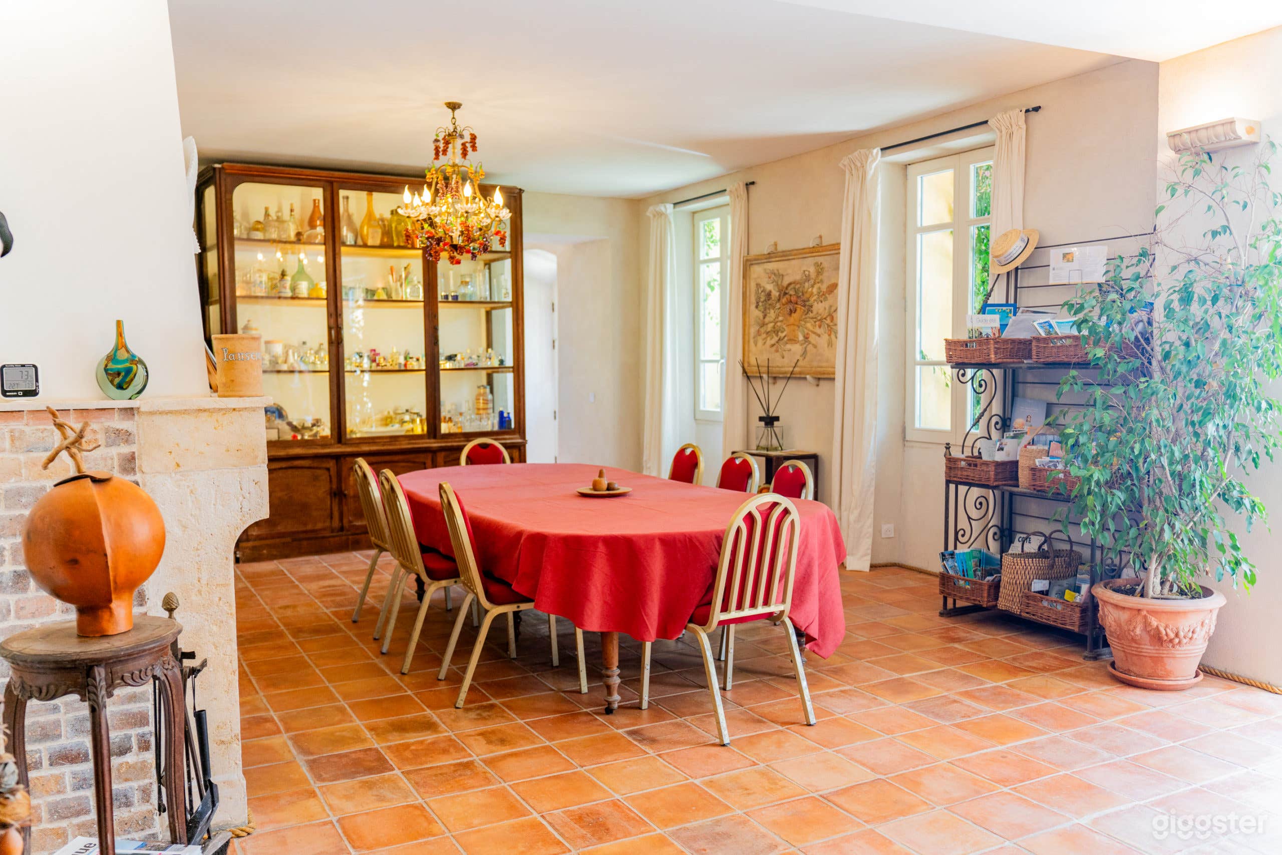 Photo de Salon de la Cascade Parfumée 3