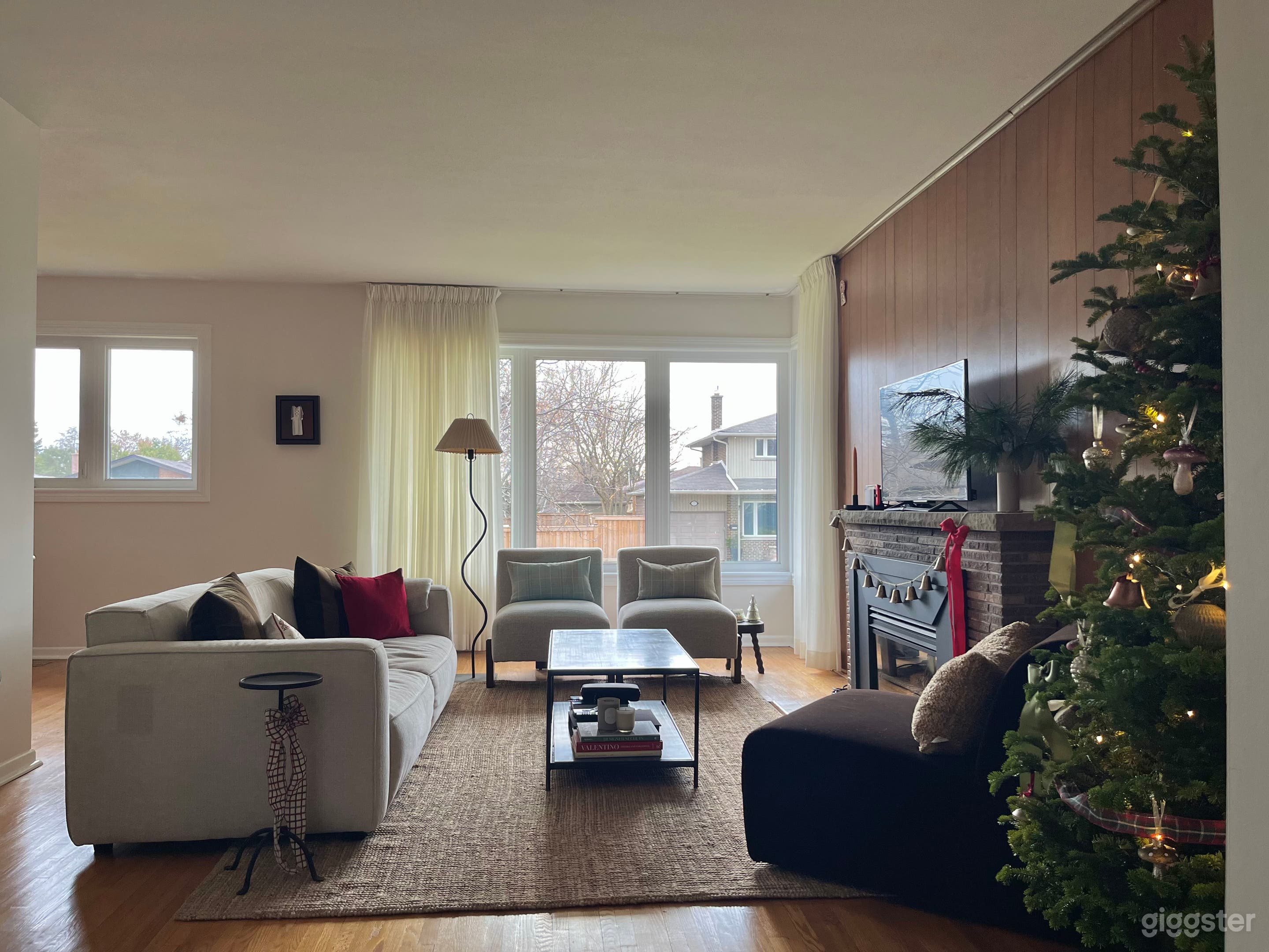 Cozy Bungalow | Original Character & Modern Charm Photo 4