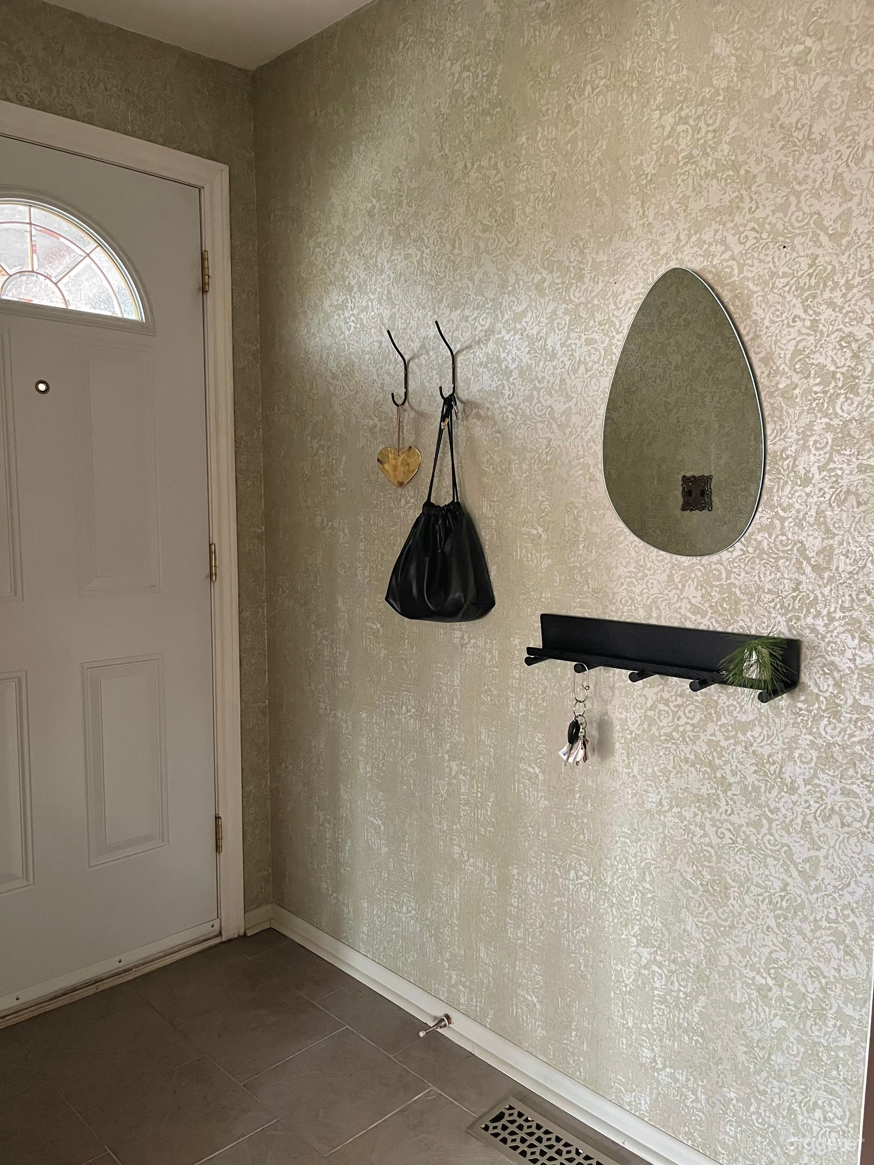 Cozy Bungalow | Original Character & Modern Charm Photo 2