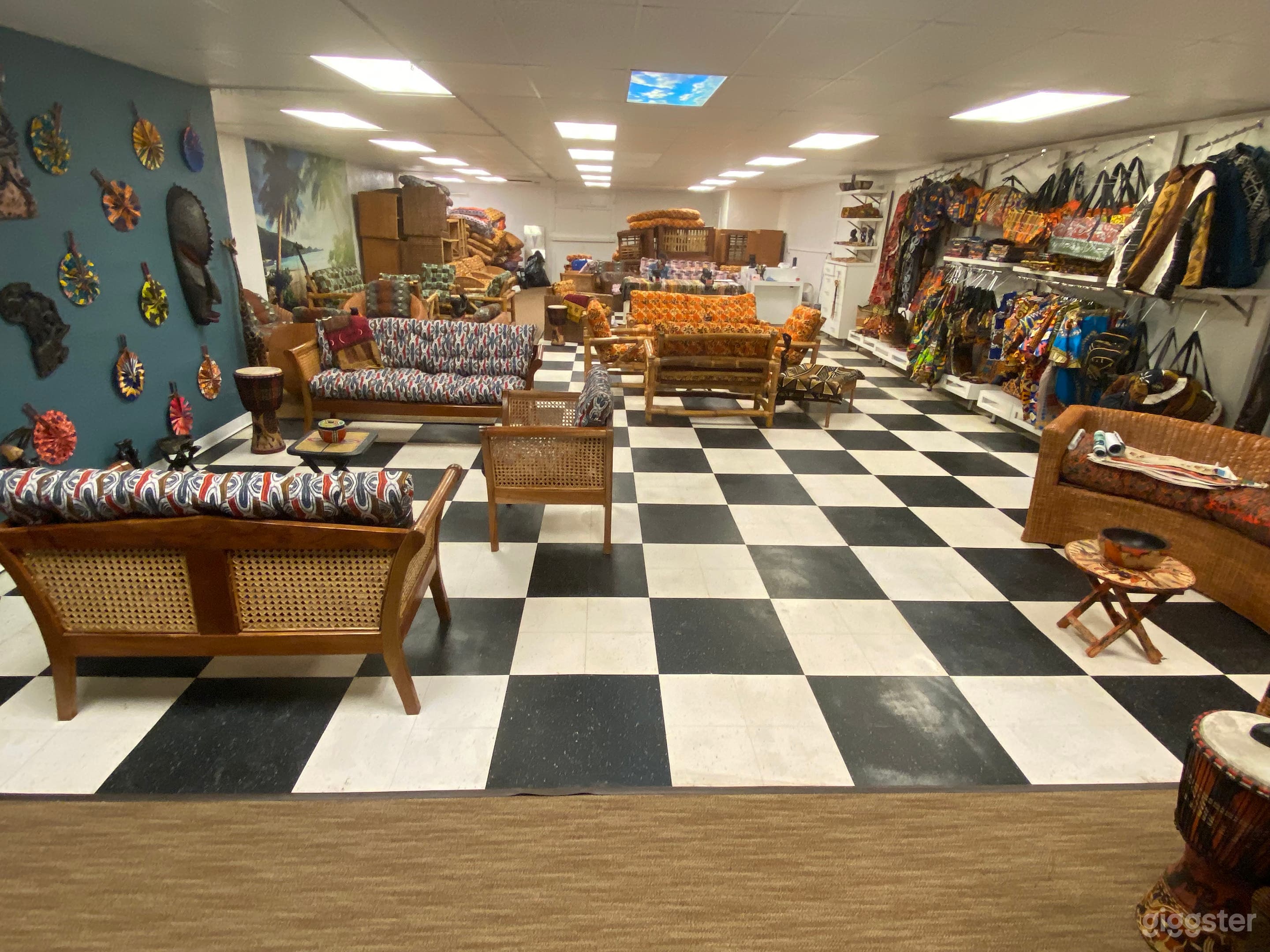 Beautiful Downtown Lomita Retail/Event Space Photo 4