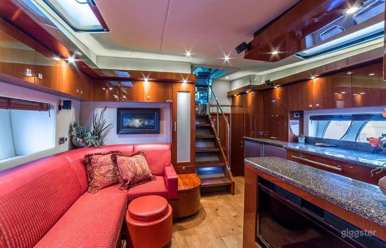  55' SEA RAY YACHT 