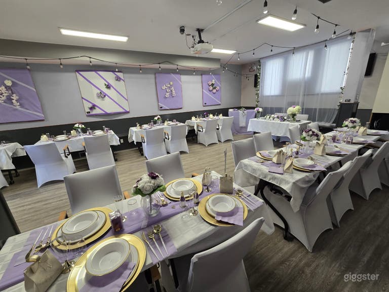  Social / Business Meeting Room in Little Italy 