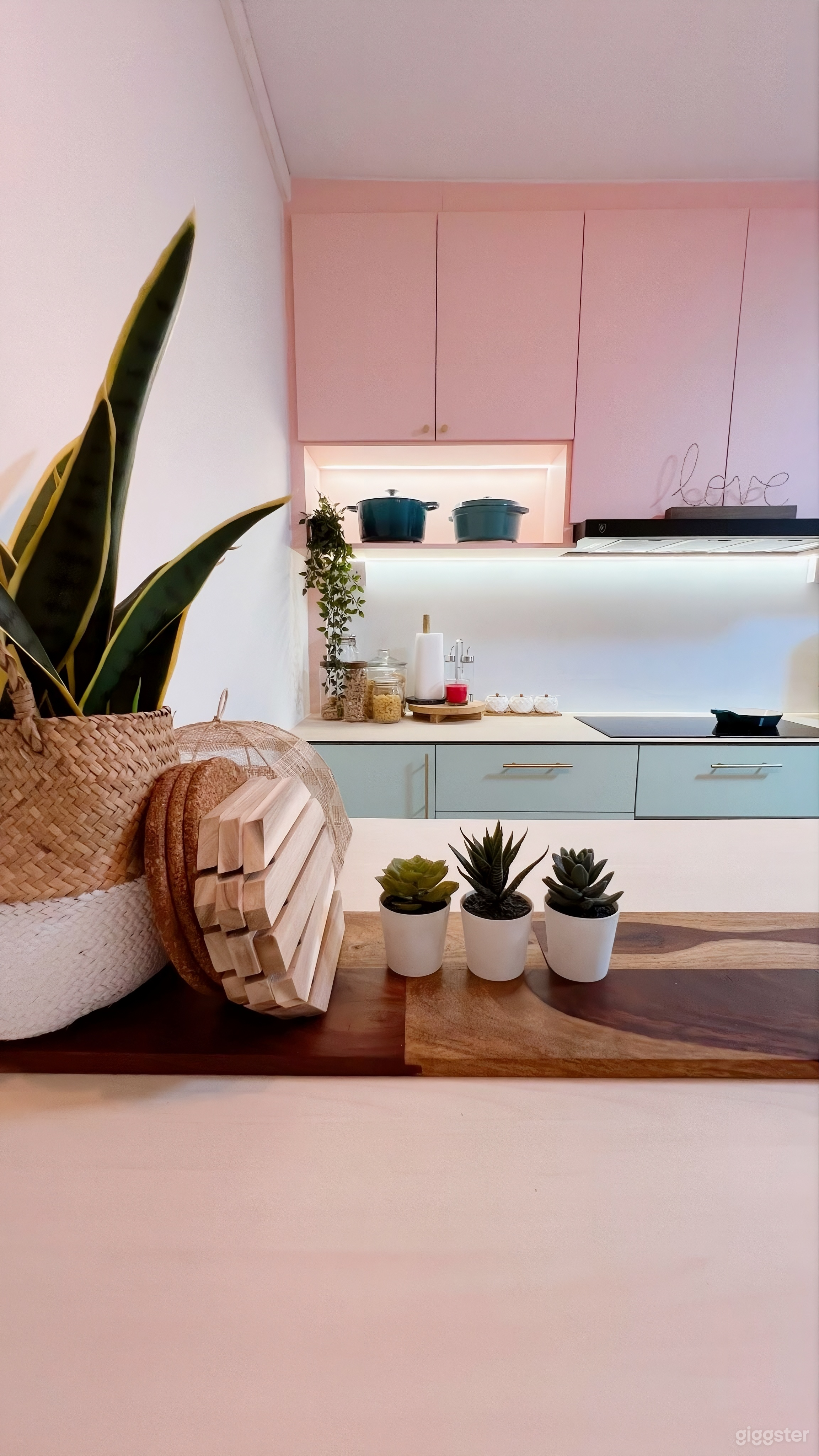 Flat in Shunfu Road Photo 1