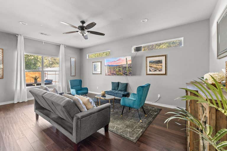  Large 3BD|2BR by Oak Cliff Bishop Arts | Downtown 