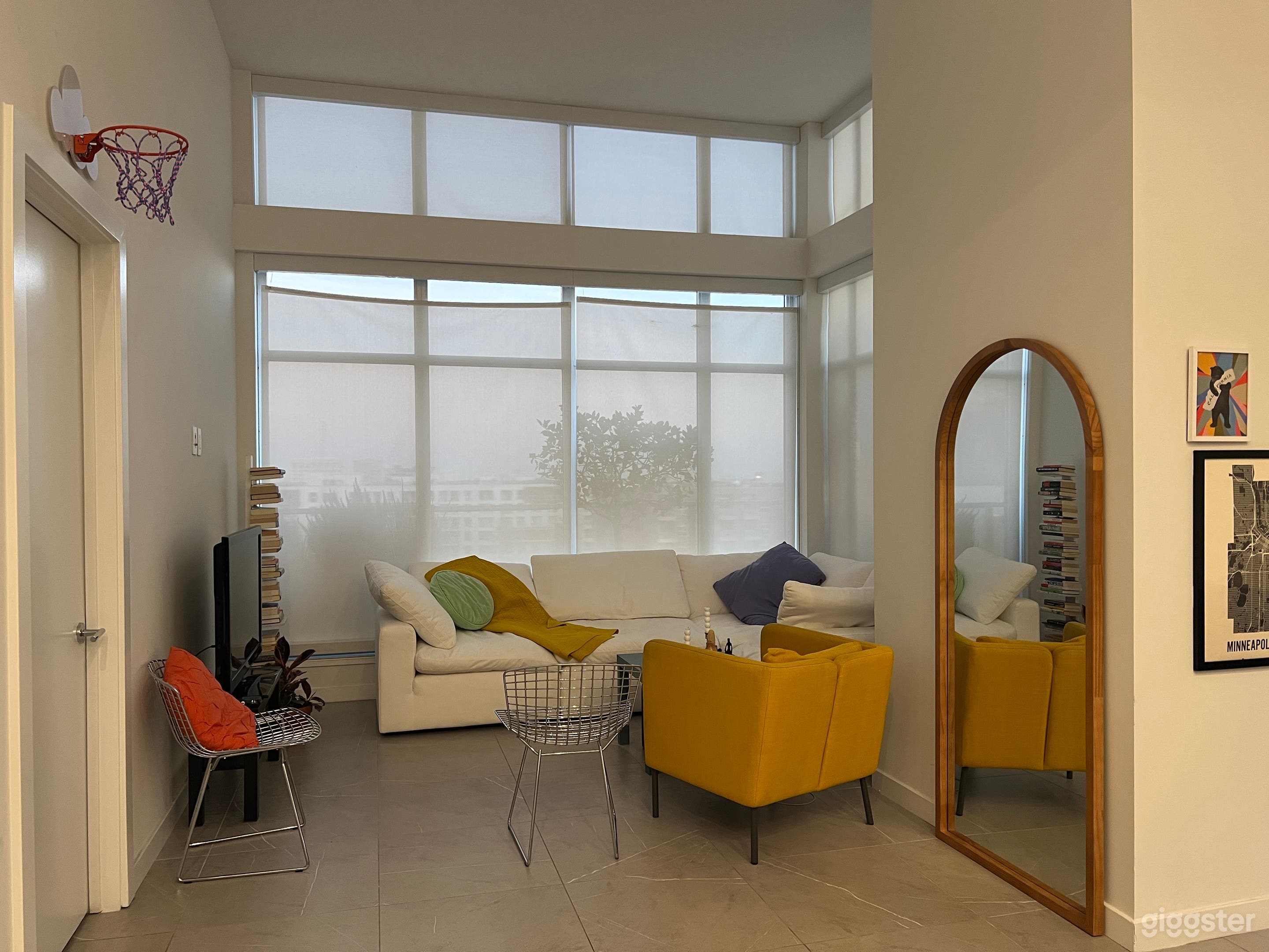 DTLA spacious modern Apt for film and shoot Photo 1