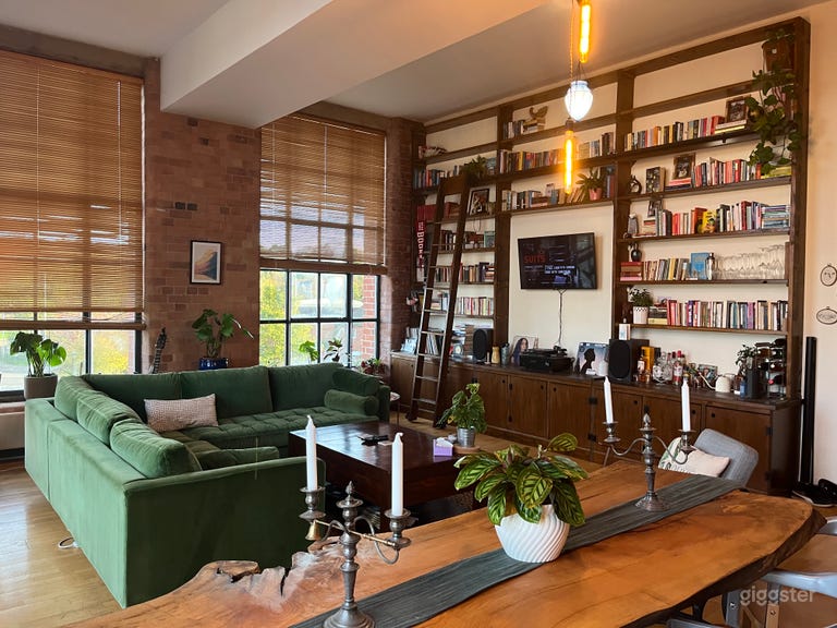  Library Ladder Open Plan Apartment in Nottingham 