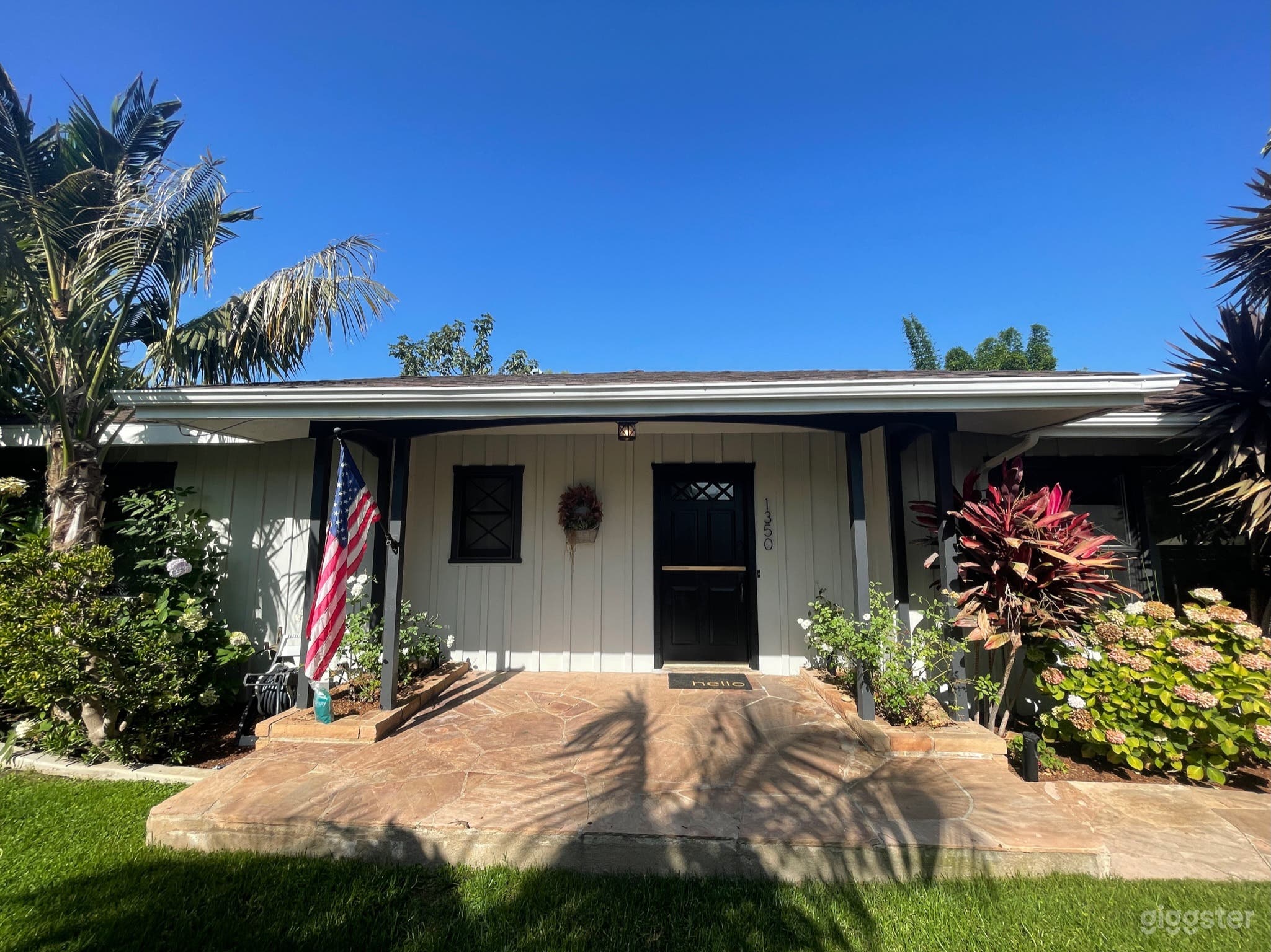 One of a Kind MidCentury Modern Compound Photo 4