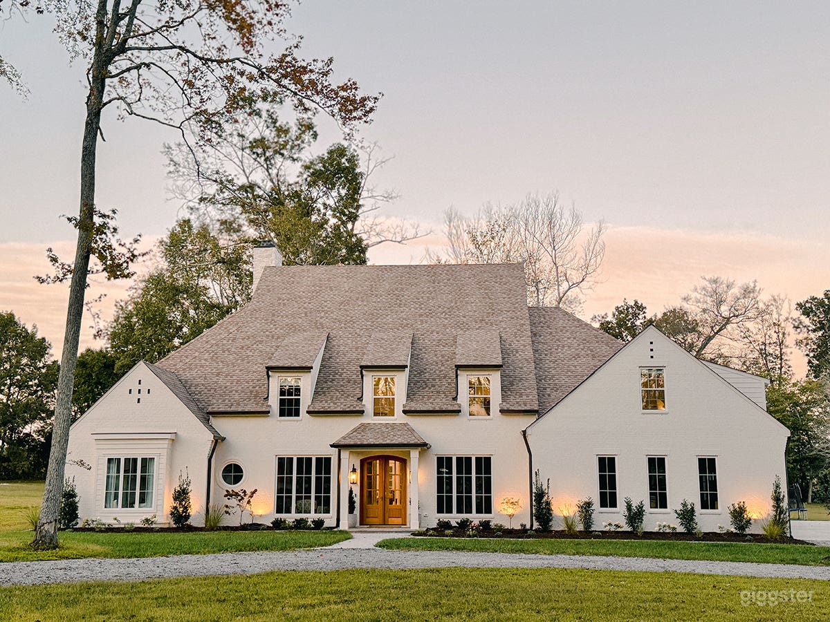 Nashville Cottage Nestled in the Woods Photo 1