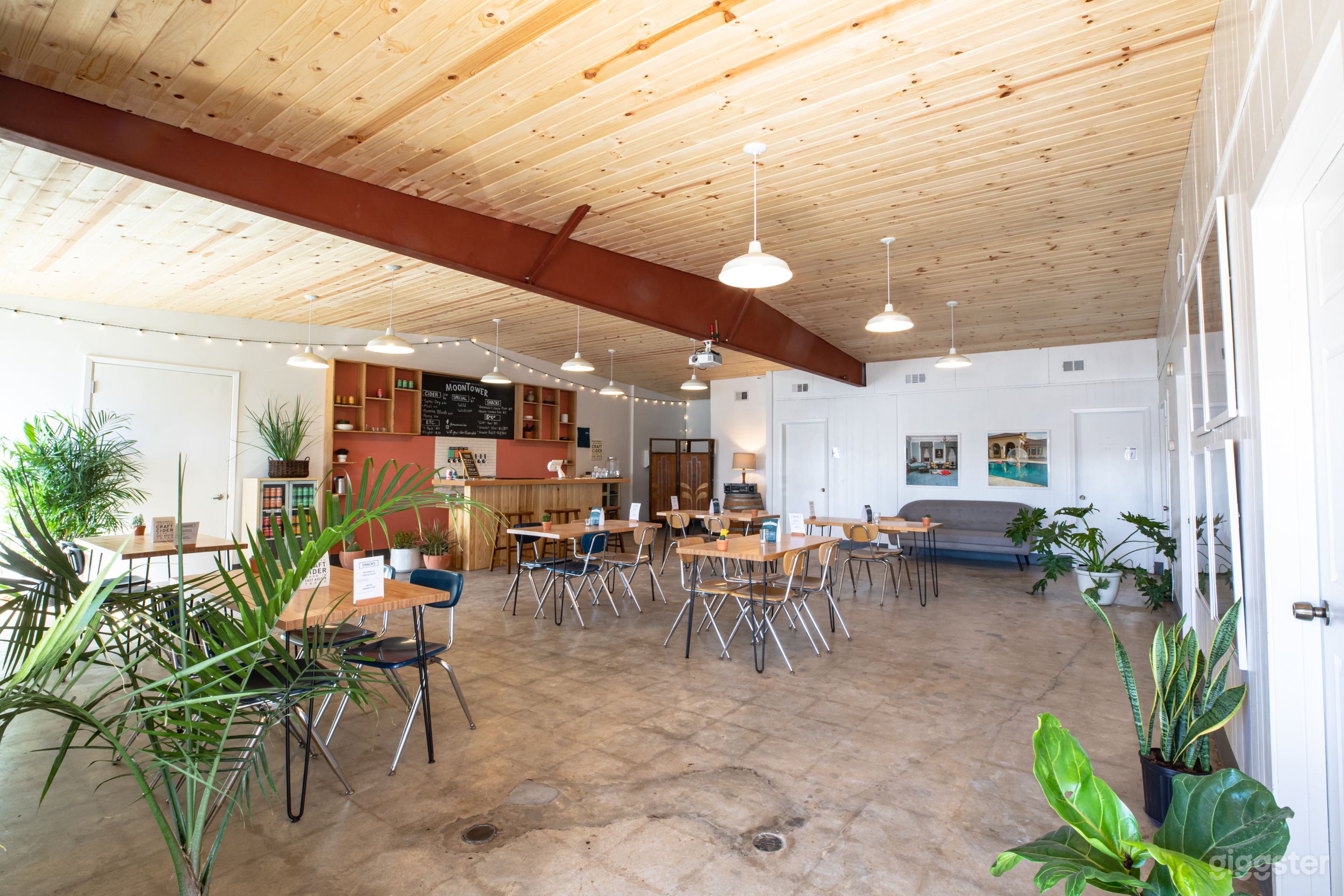 Moontower Cider Photo 3