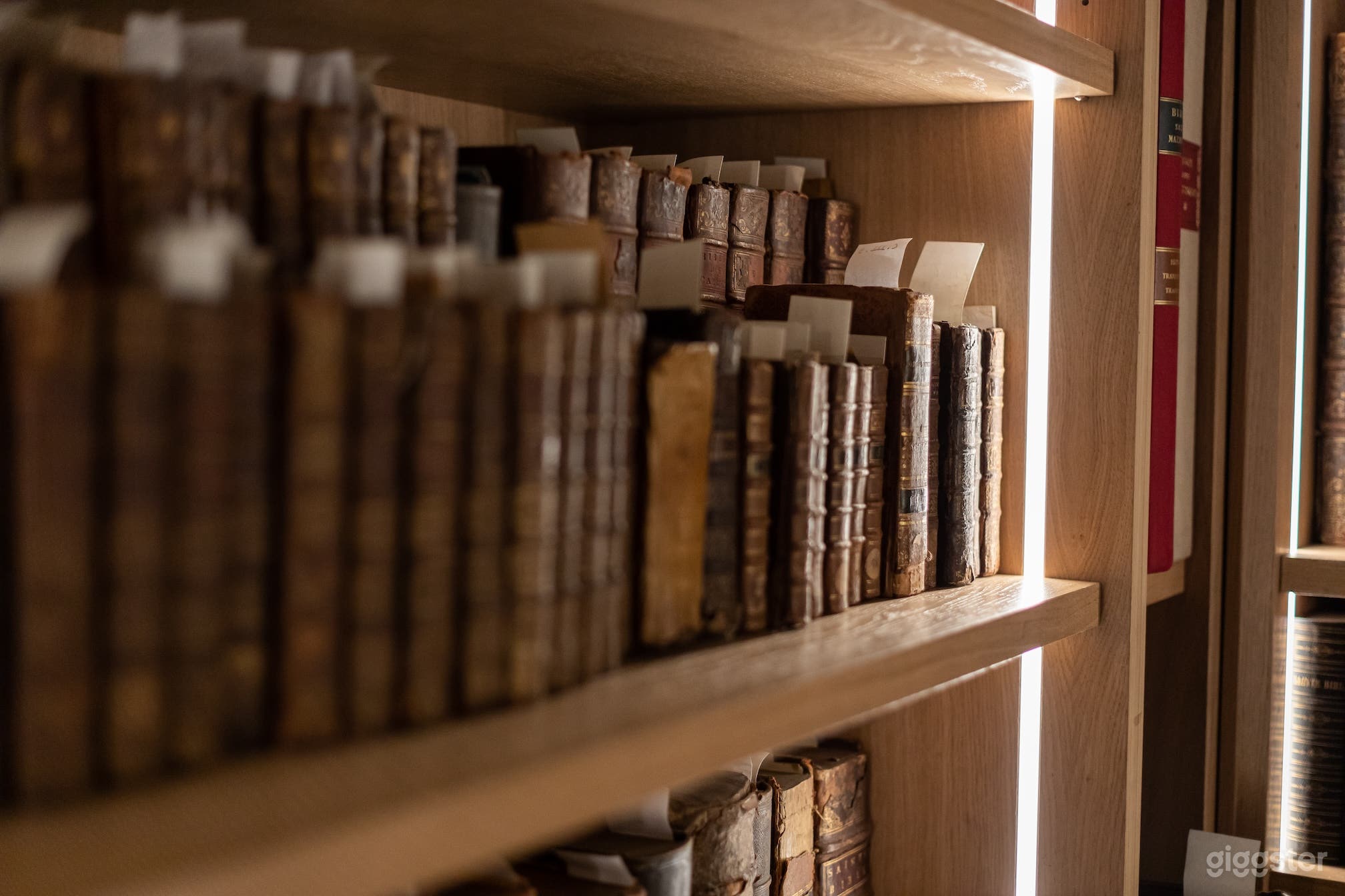 Photo de Bibliothèque historique au cœur de Paris 3