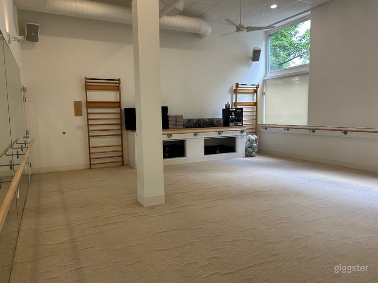  Pearl District Studio Space with Large Windows 