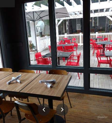 Modern Main Dining Area and Event Venue Photo 1