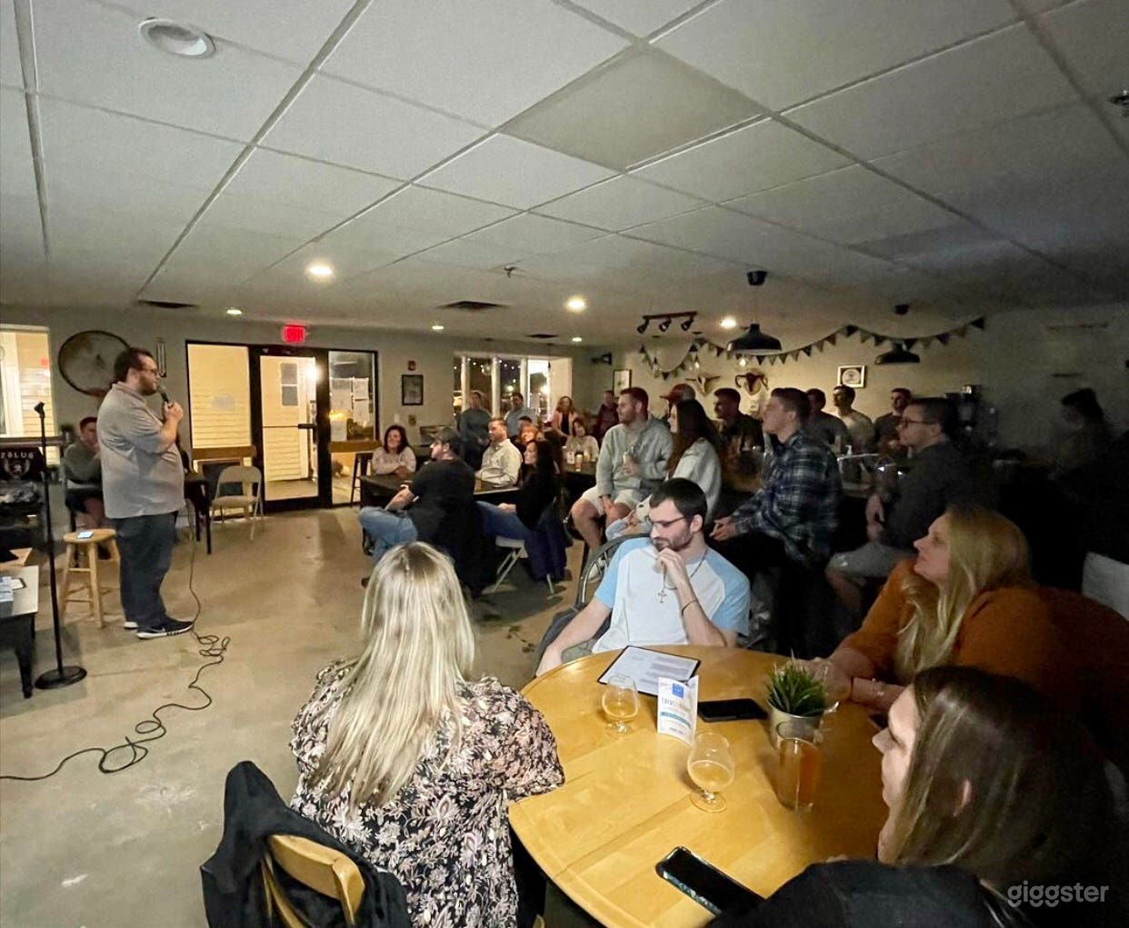 Cozy Neighborhood Taproom Photo 3
