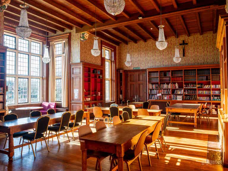  Elizabethan Style School  