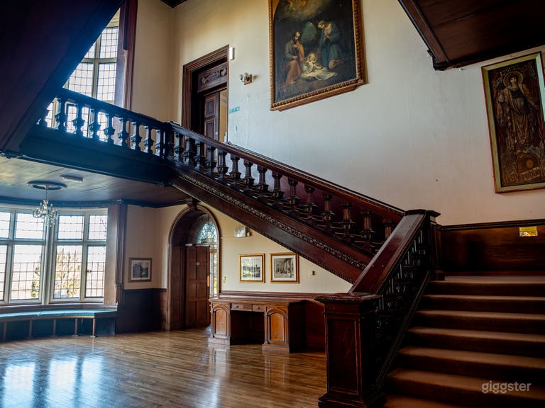  Elizabethan Style School  