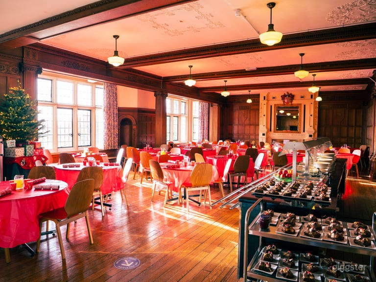  Elizabethan Style School  