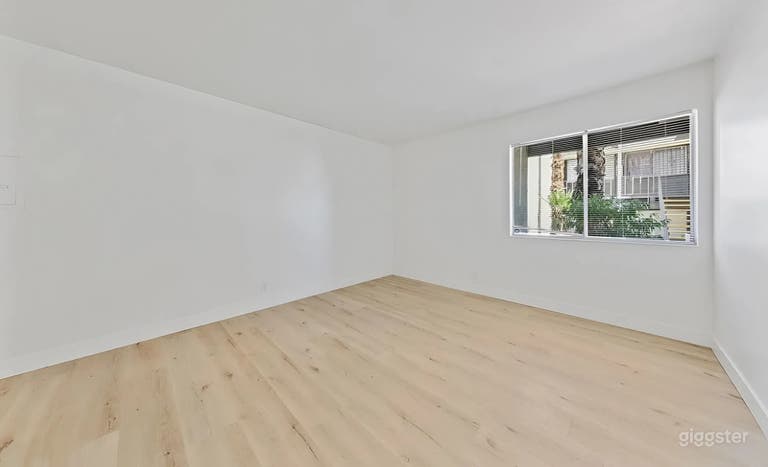  Modern Minimalist Condo Near the Strip with Private Patio 