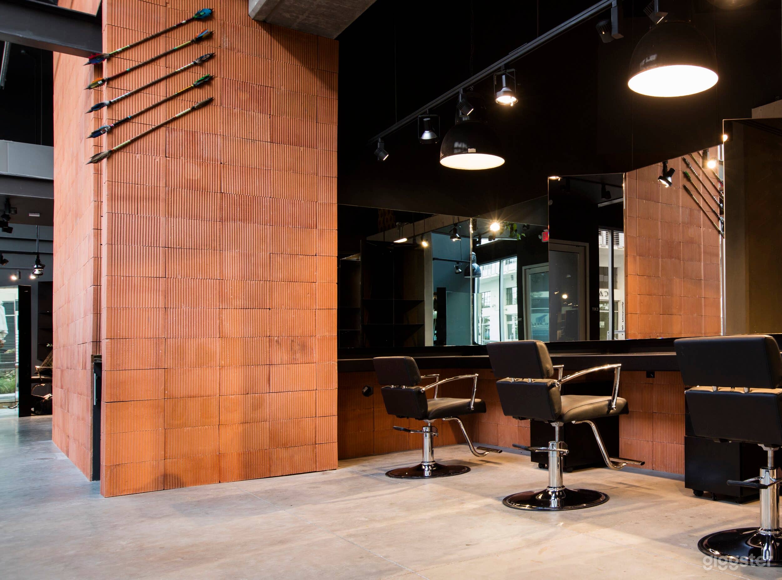 Salon Space in downtown Los Angeles  Photo 1