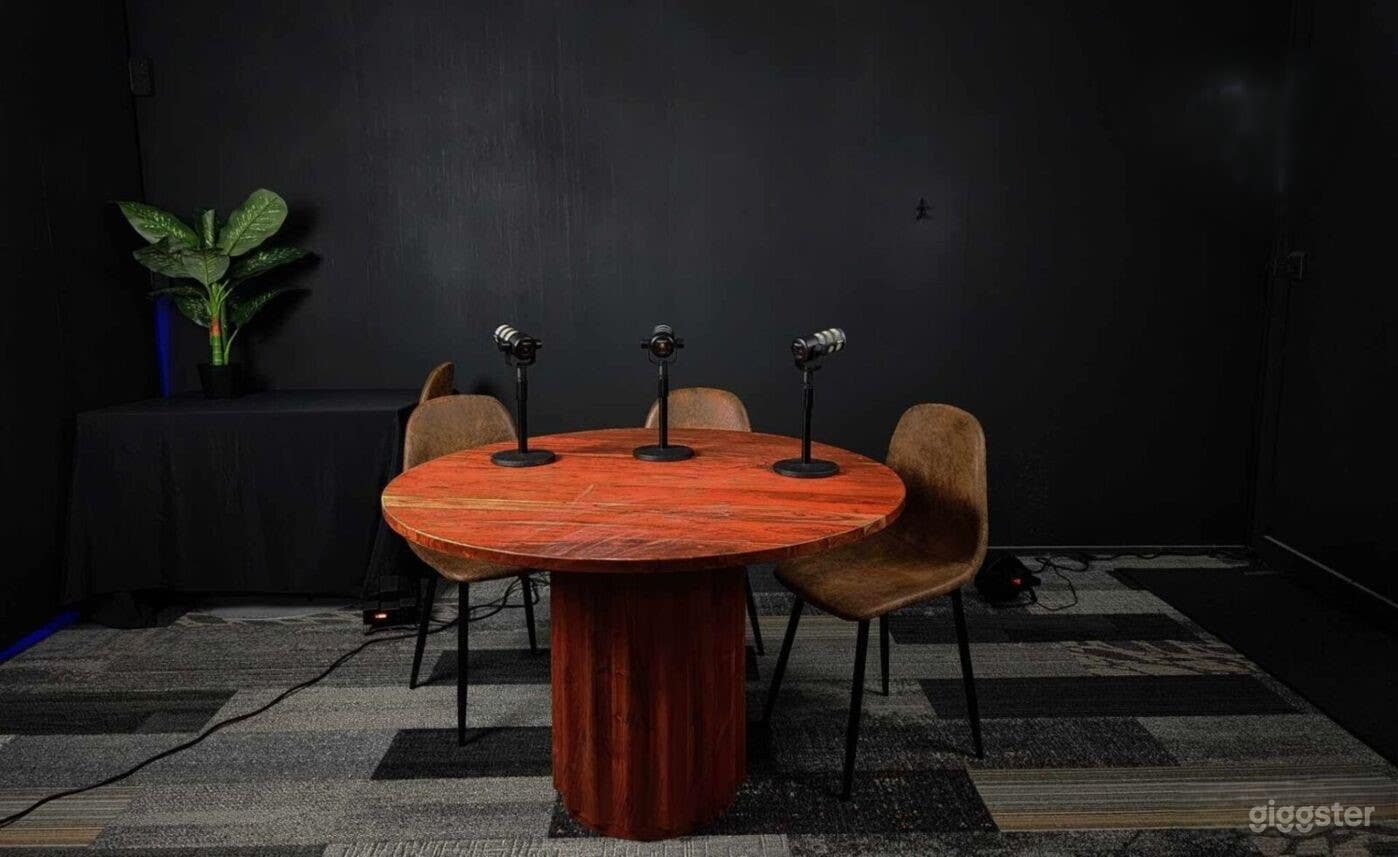 Jacksonville City Production Studio with "Premiere Photo 3