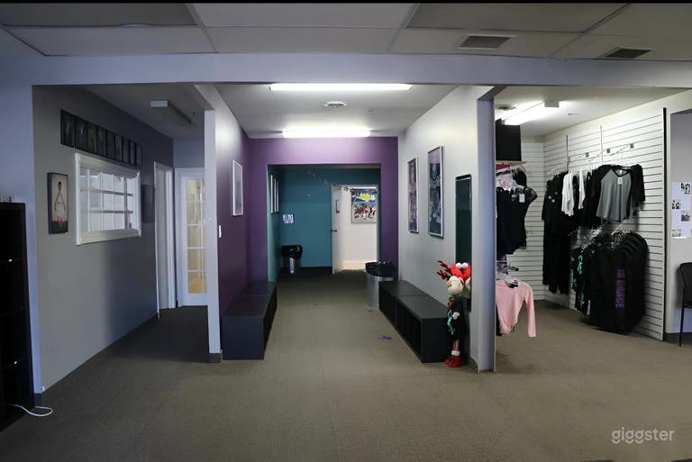  Expansive Dance Studio – for Rehearsals, Classes & Events 
