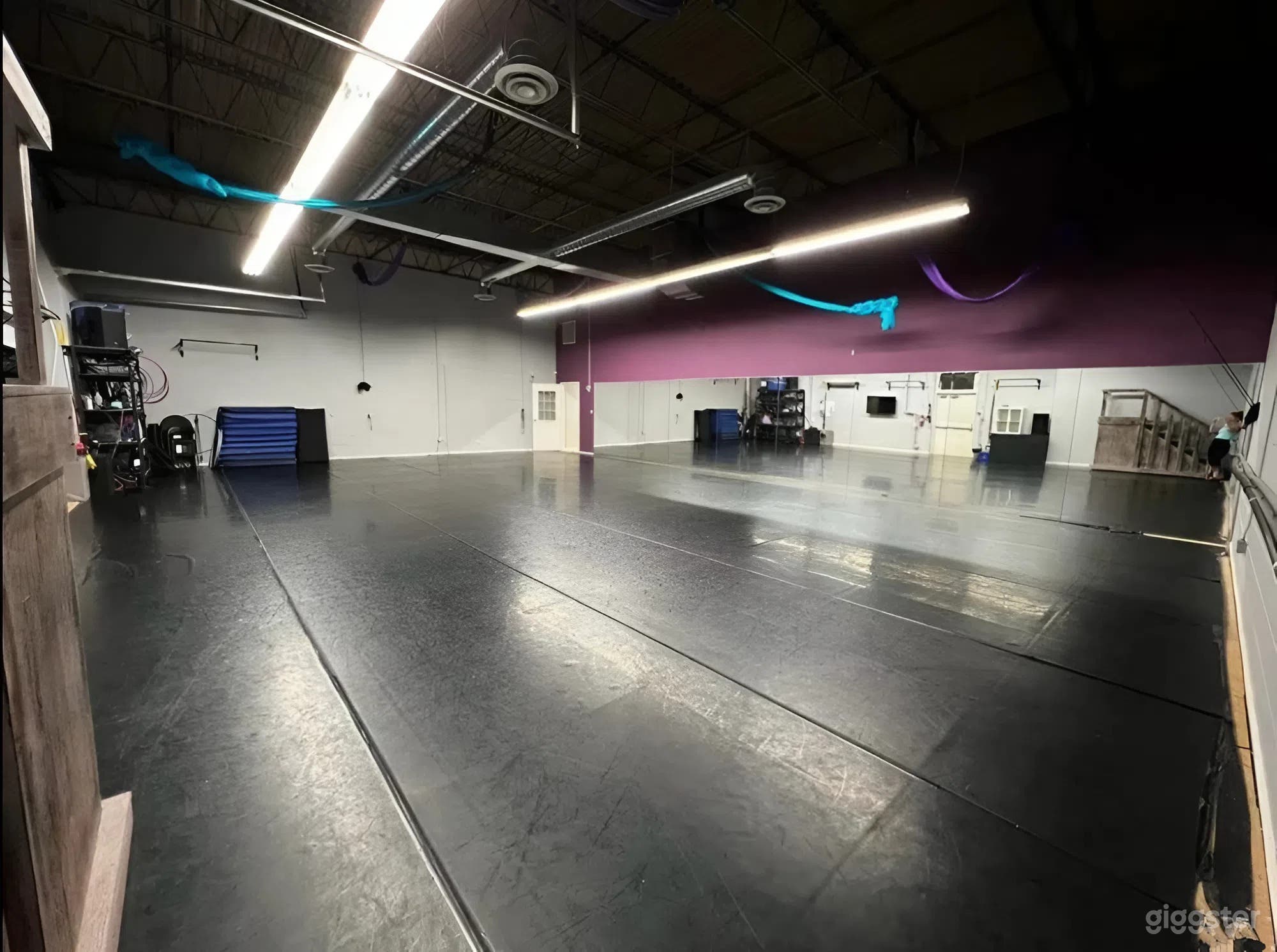 Expansive Dance Studio – for Rehearsals, Classes &amp; Events Photo 1