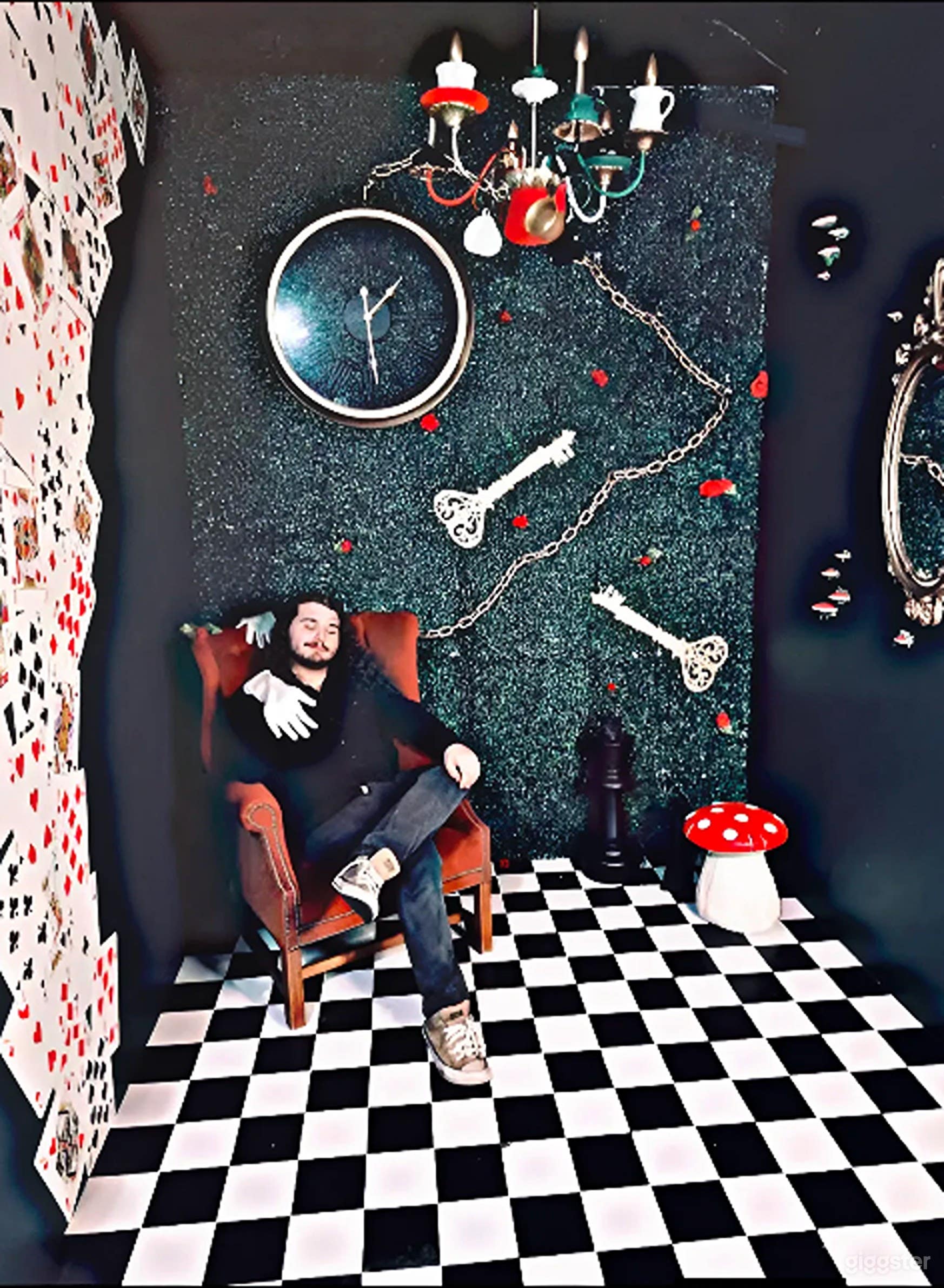 Surreal Playing Cards Studio Set Photo 4