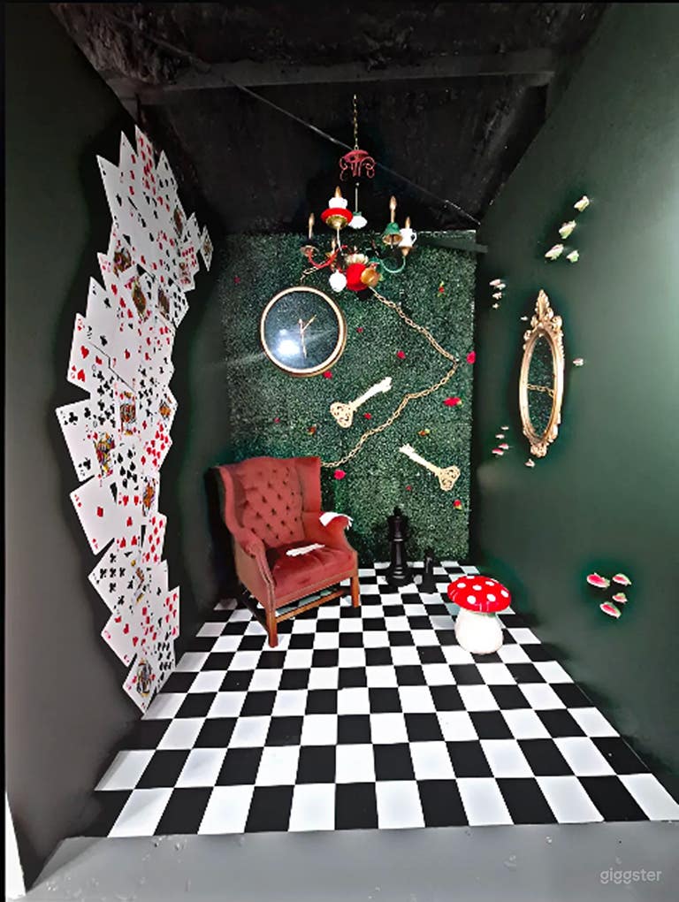  Surreal Playing Cards Studio Set 