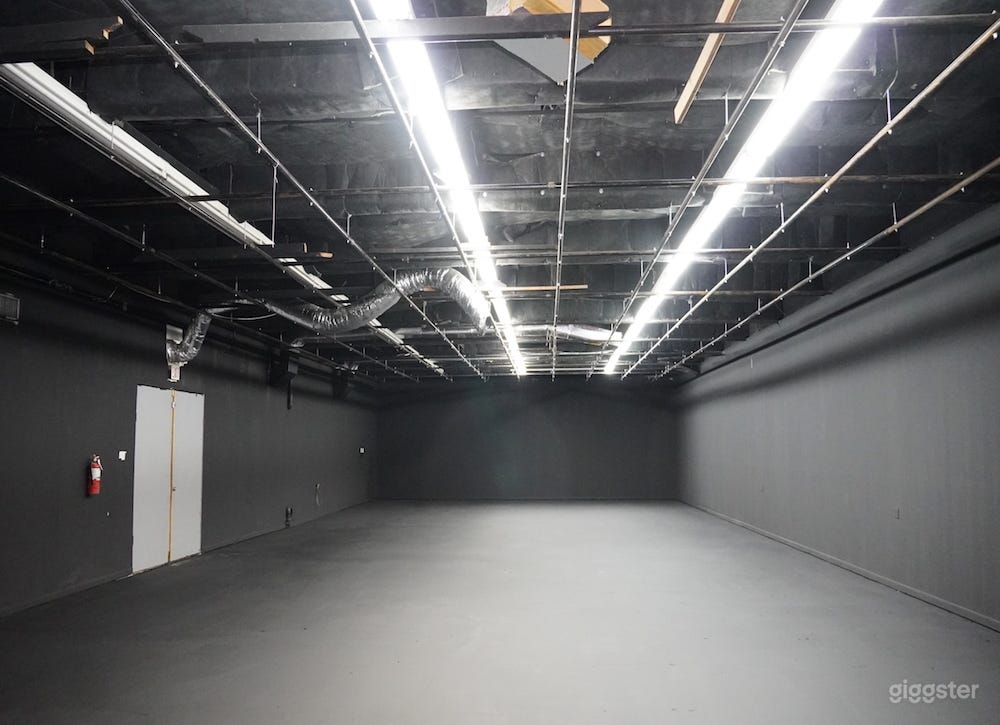 Stage F - Blackout Stage Photo 1