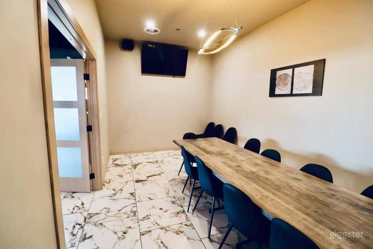  Elegant Classic Private Dining Room 