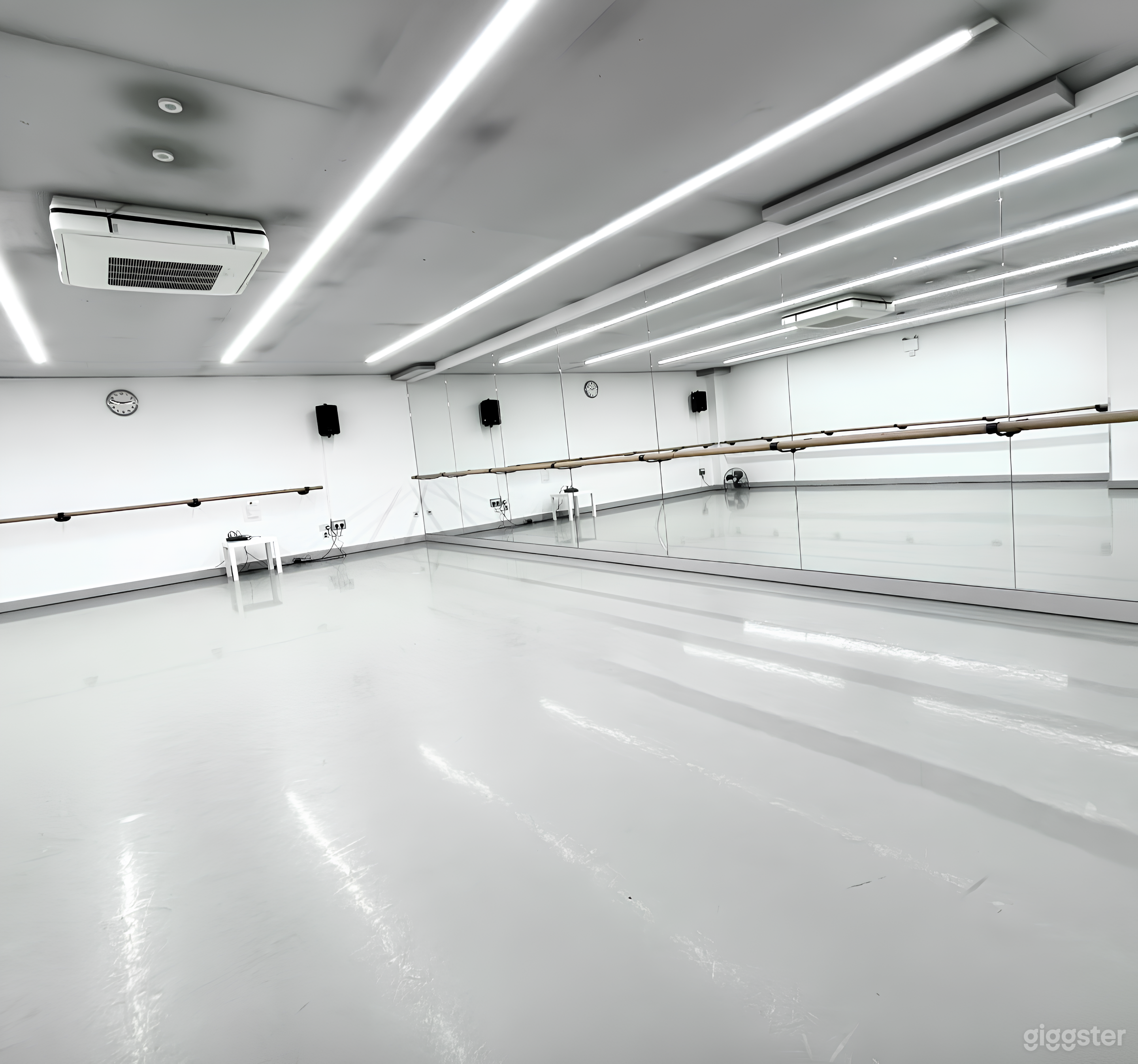 Studios in Goswell London Photo 4