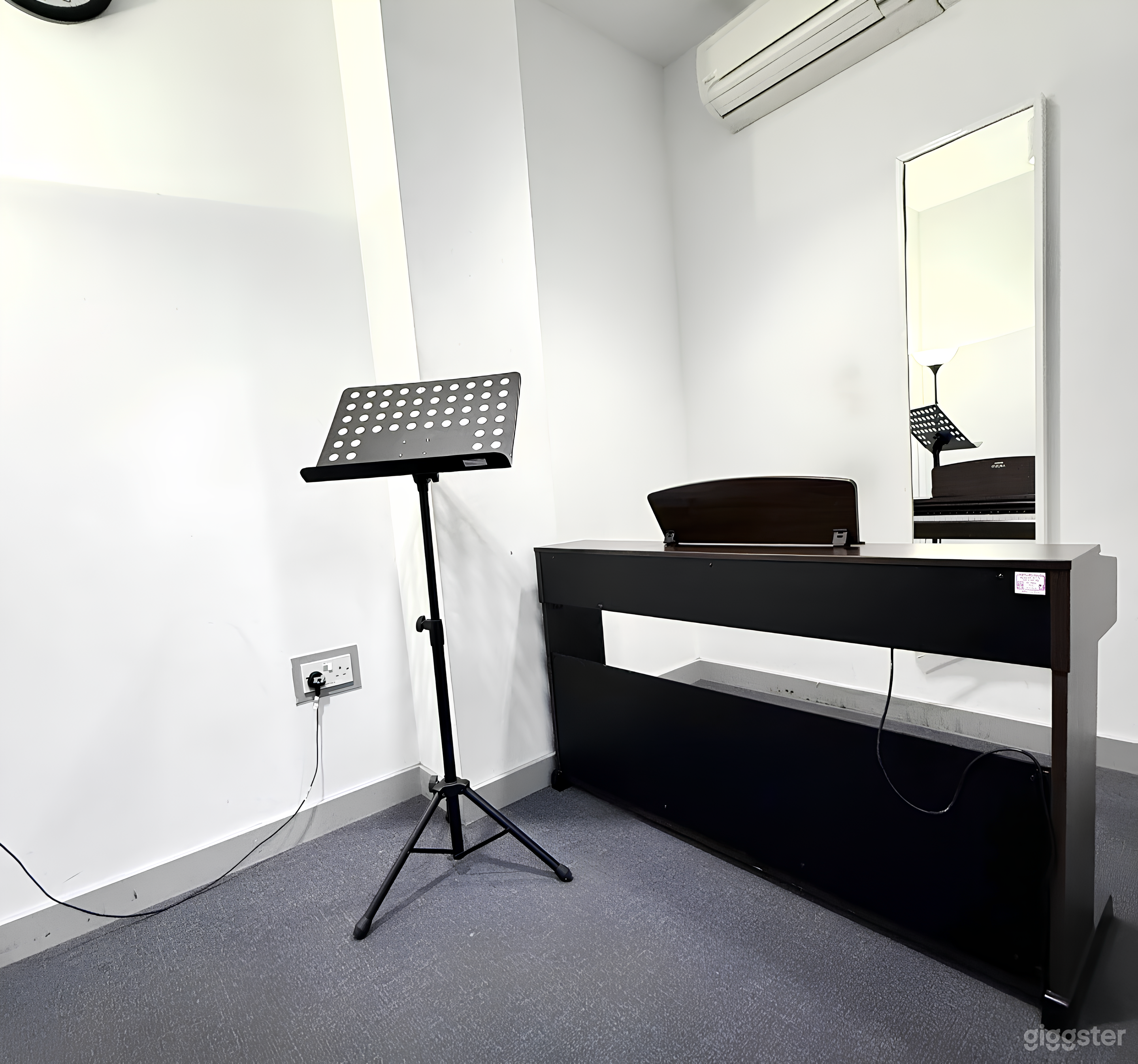 Studios in Goswell London Photo 1